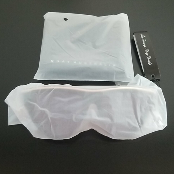 Quay Australia Flight Risk Sunglasses Black/Smoke - Picture 10 of 11